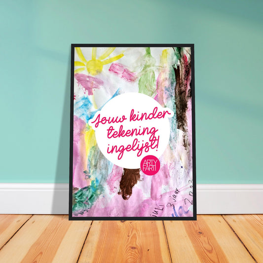 Jouw kindertekening op poster | halfglanzend papier | houten lijst
