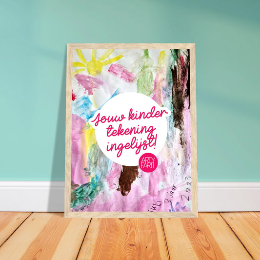 Jouw kindertekening op poster | halfglanzend papier | houten lijst