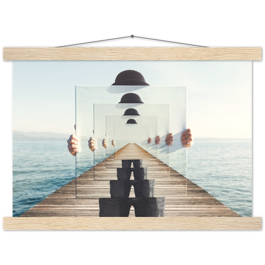 Spiegeltje, spiegeltje in mijn hand... | mat papier poster met houten hanger